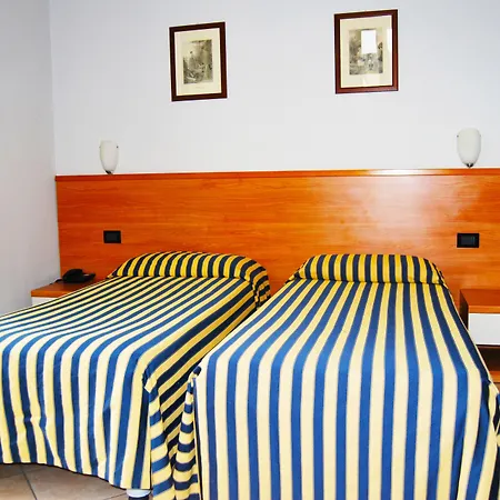 Salerno Hotell
