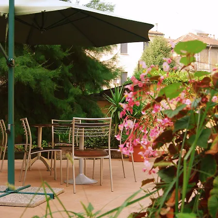 Salerno Hotell Milano