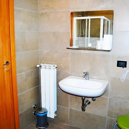 Salerno Hotell Milano