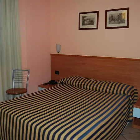 Salerno Hotell