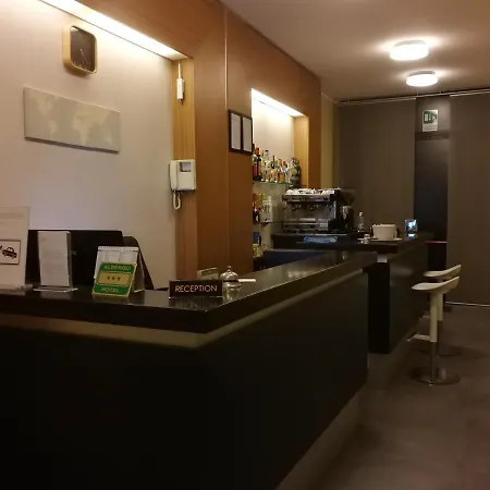 Salerno Hotell 3*