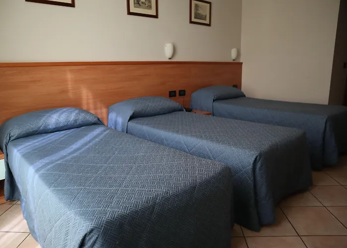 アルベルゴ サレルノ ホテル ミラノ