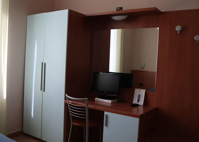 アルベルゴ サレルノ ホテル ミラノ