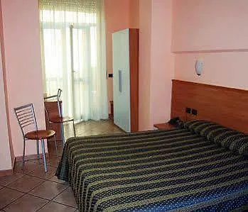 アルベルゴ サレルノ 3*