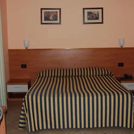 Salerno Hotel Mediolan